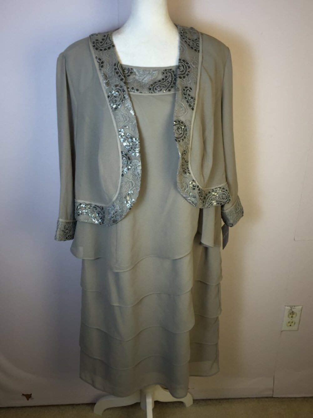 New! Le Bos Formal 2 Piece Jacket Dress Set 22W Womans Plus Silver Gray Tiered